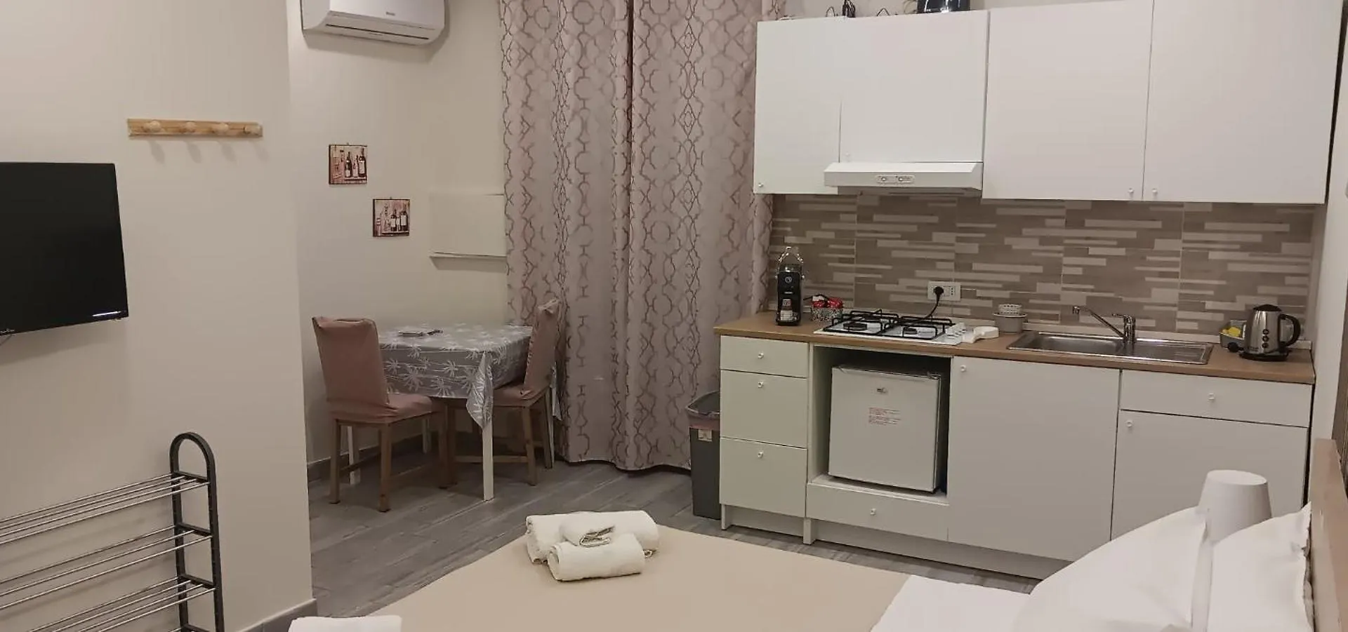 O Balcunciell Apartment Naples 0*,  Italy